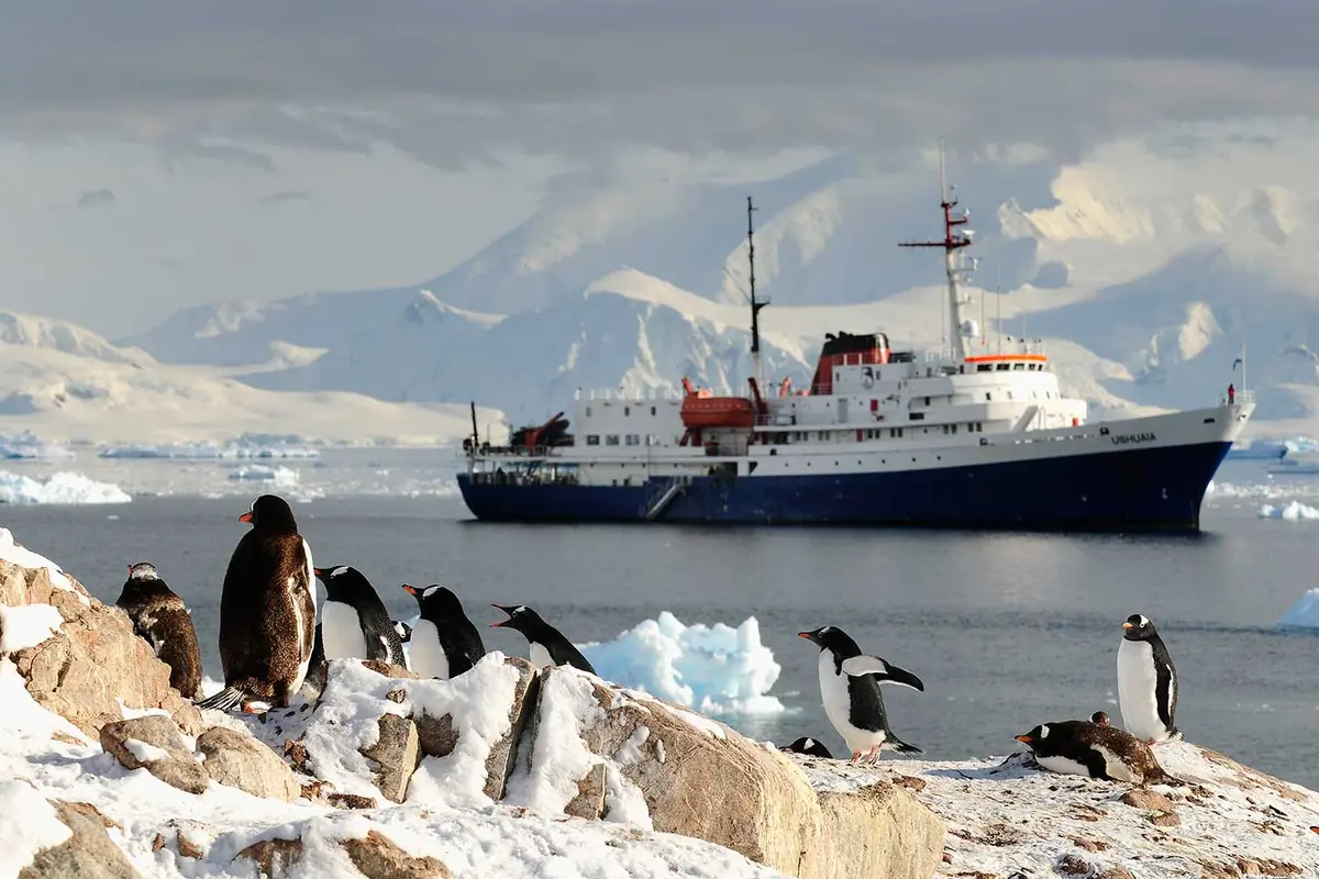 M/V Ushuaia en navigation
